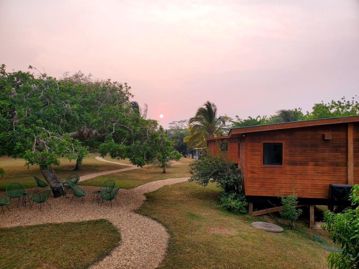 Yumas Riverfront Lodge San Ignacio Luaran gambar